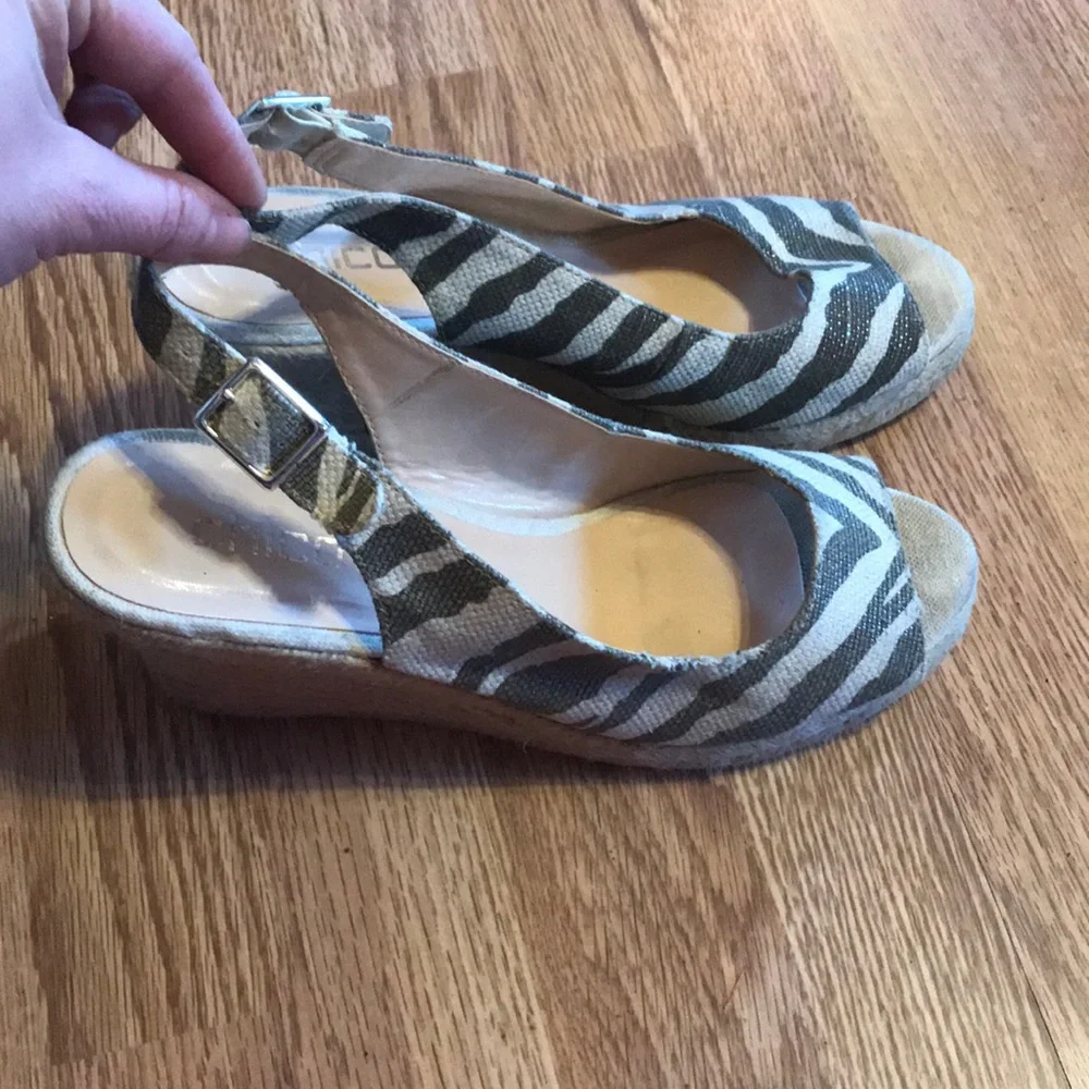 A5- Chicos- Zebra print wedge sandal shoe - size 9 shoe